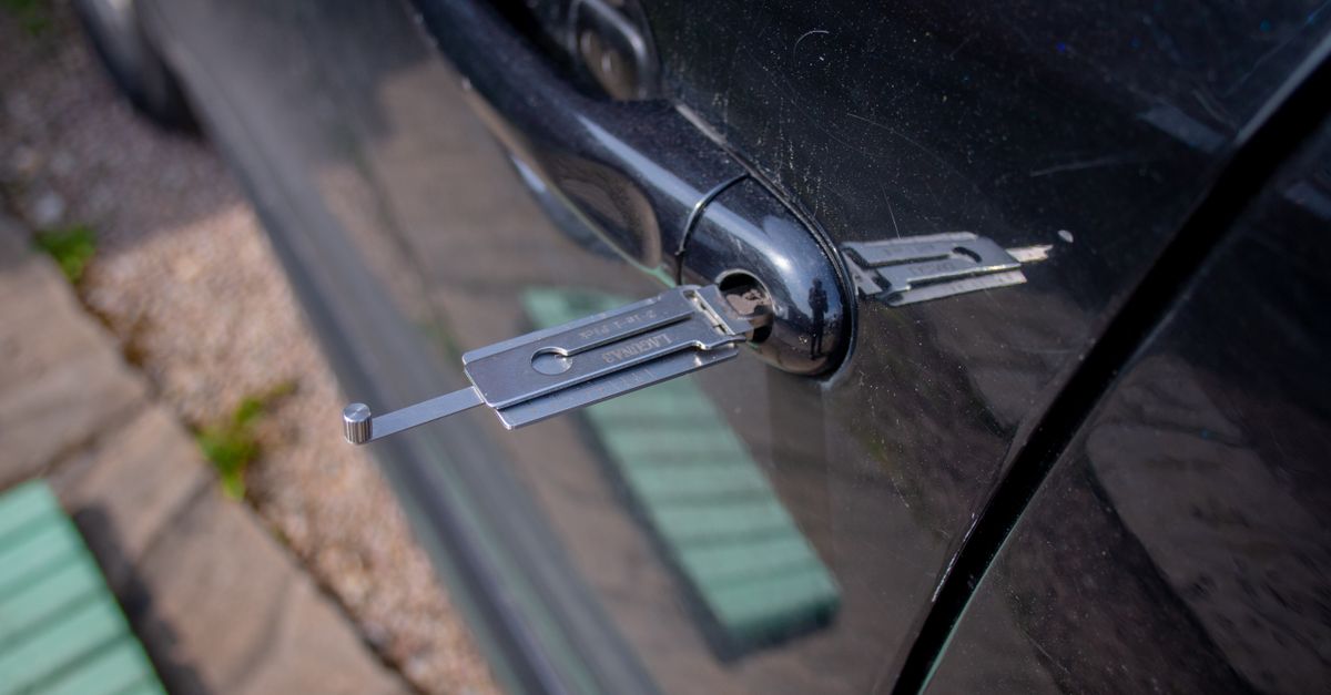 BMW car key fob — Colorado Springs Locksmith